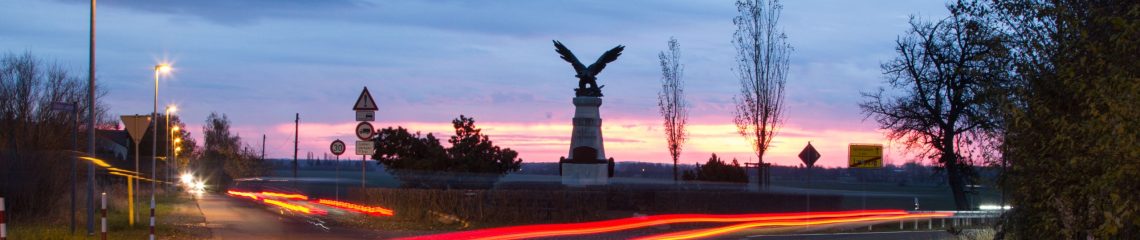 Doppeladler Holzhausen am Morgen